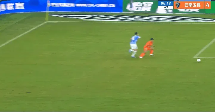 jiuyou.com-夏合扎提射门，张宸梁手球裁判果断判点